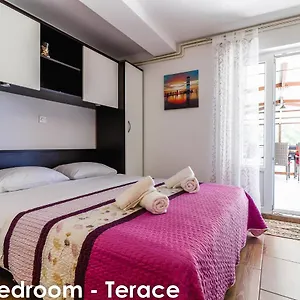 Apartment Relax - Big Terace & Grill, Vrsar